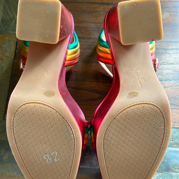 Jessica Simpson metallic heels - Picture 3 of 5